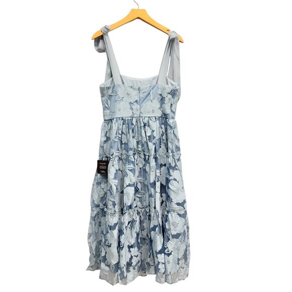 Lulus Proof of Perfection Blue Floral Tiered Tie-Strap Midi Dress size M NWT - Picture 3 of 5